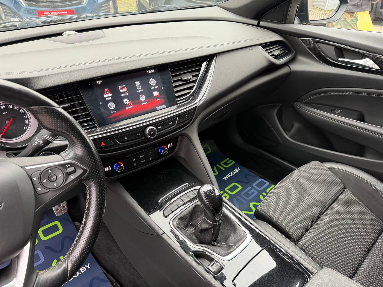 Фото автомобиля 12