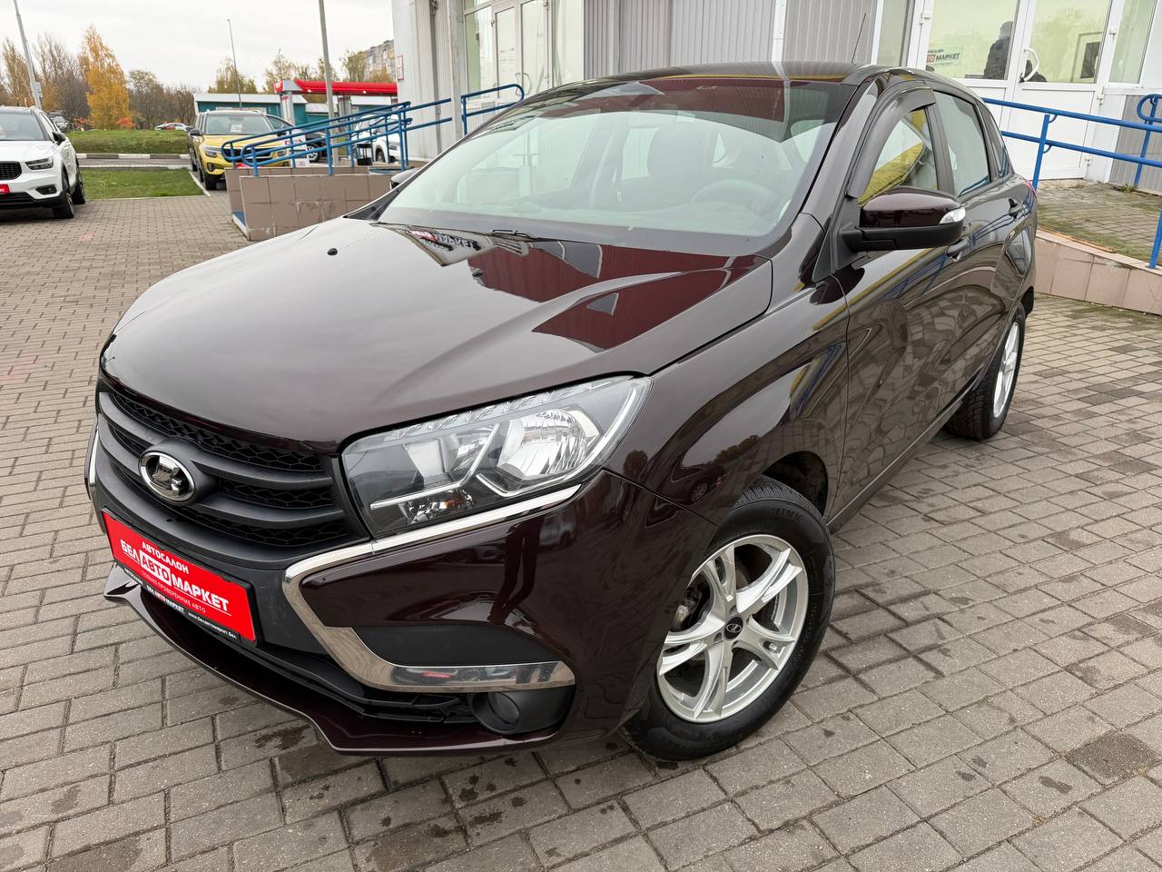 авто с пробегом lada (ВАЗ) xray 2017