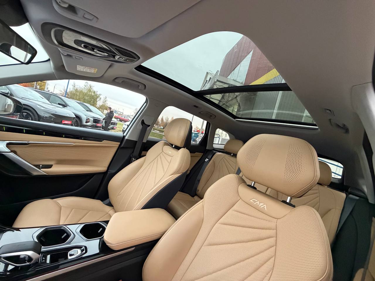 Фото автомобиля 19