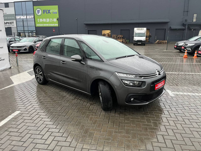 Фото автомобиля 2