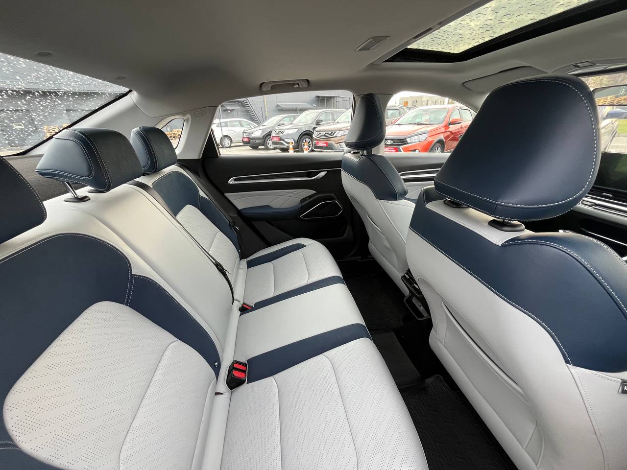 Фото автомобиля 17
