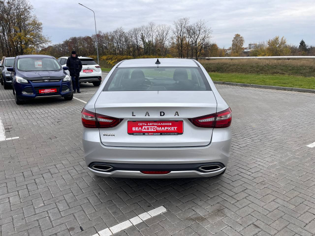 Фото автомобиля 5