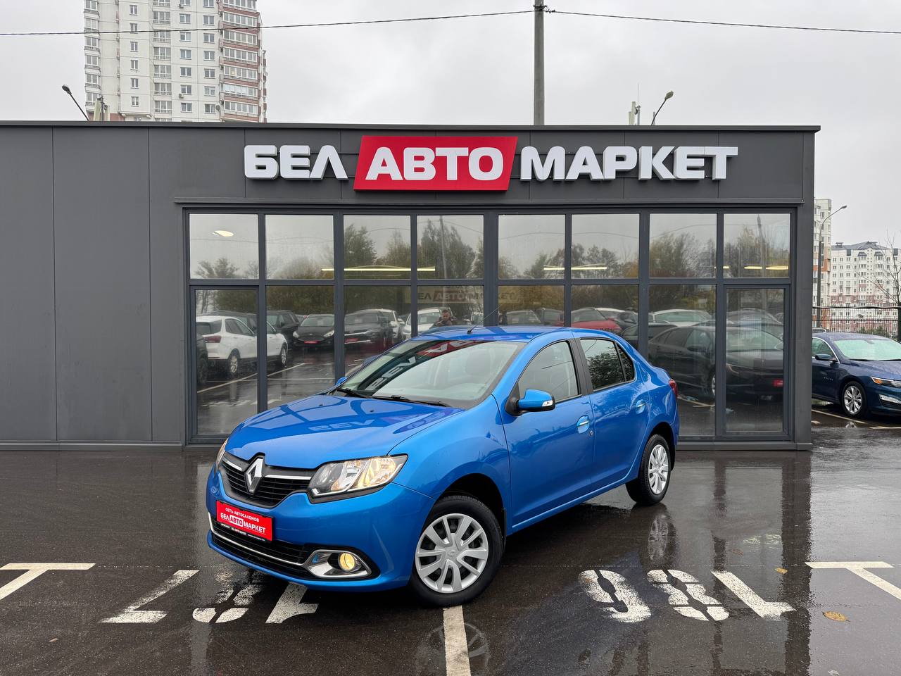 авто с пробегом renault logan 2018