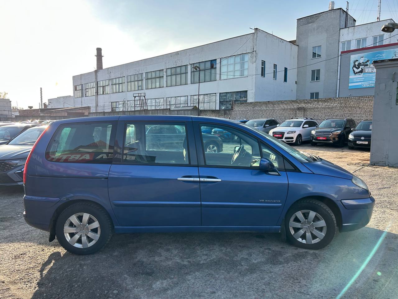 Фото автомобиля 3