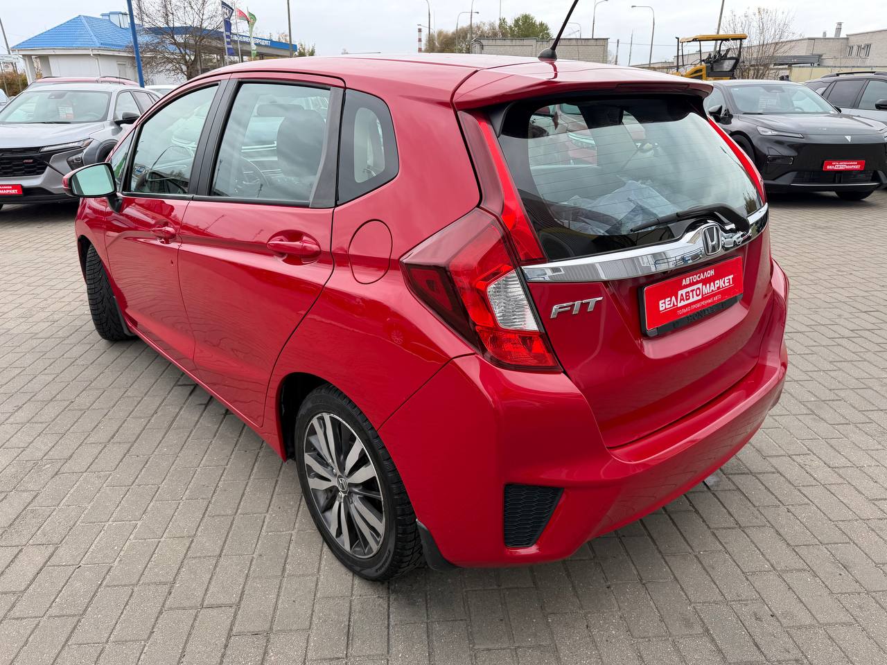 Фото автомобиля 6