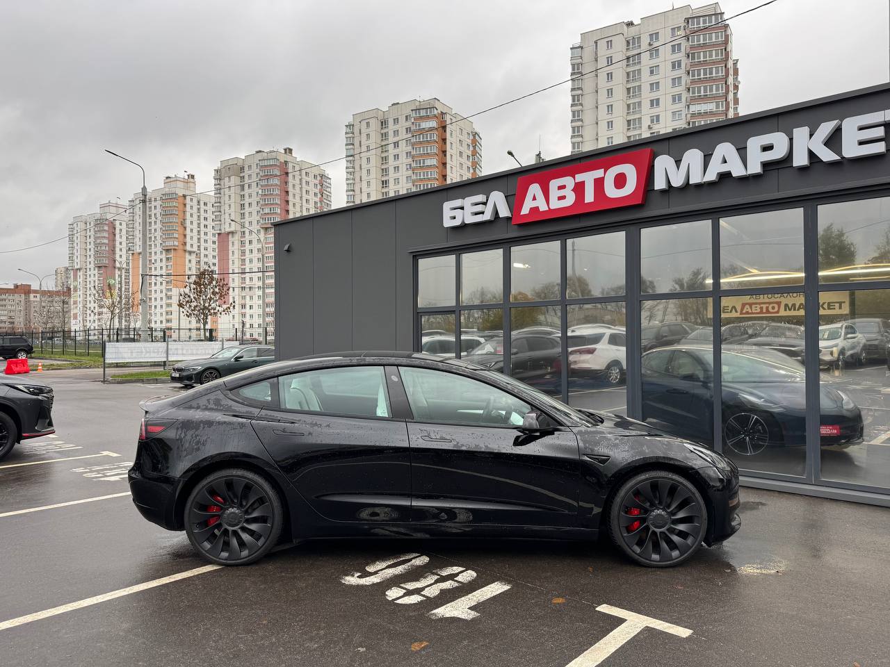 Фото автомобиля 3