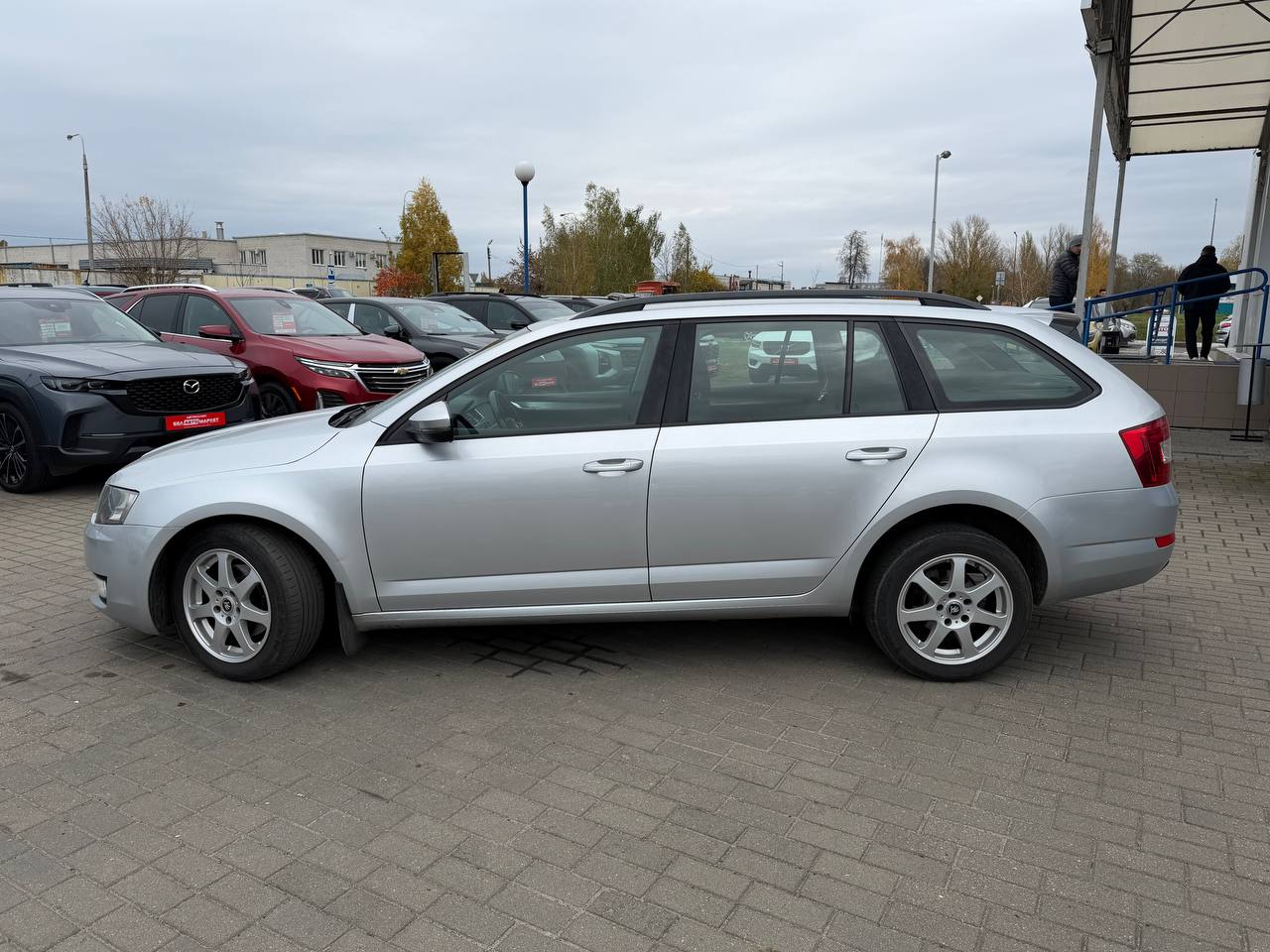 Фото автомобиля 7