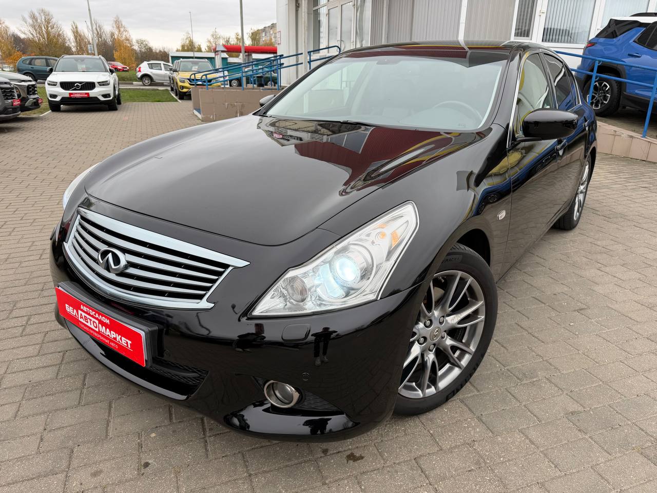 авто с пробегом infiniti g 2012