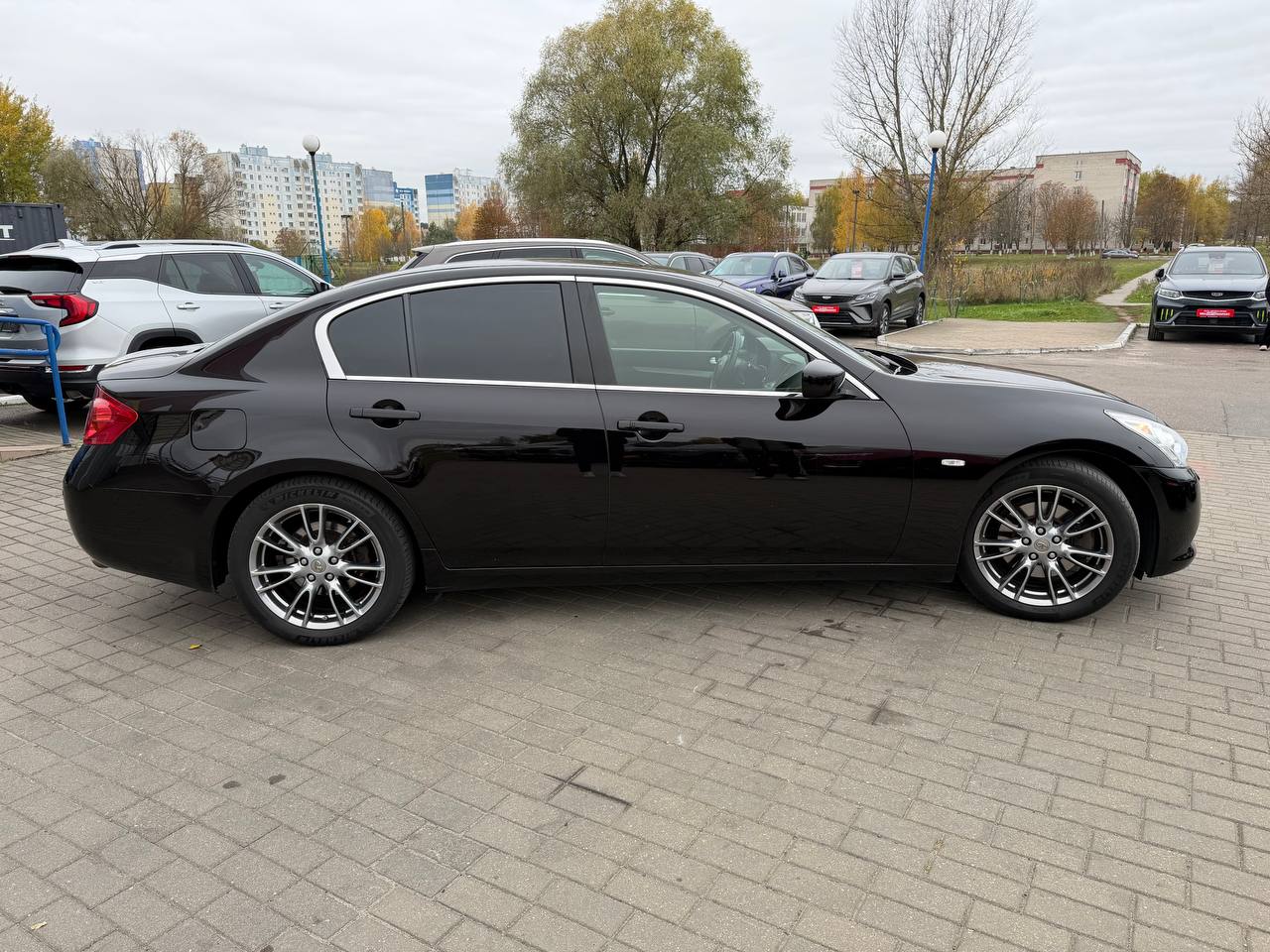 Фото автомобиля 3