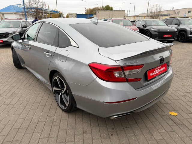 Фото автомобиля 6