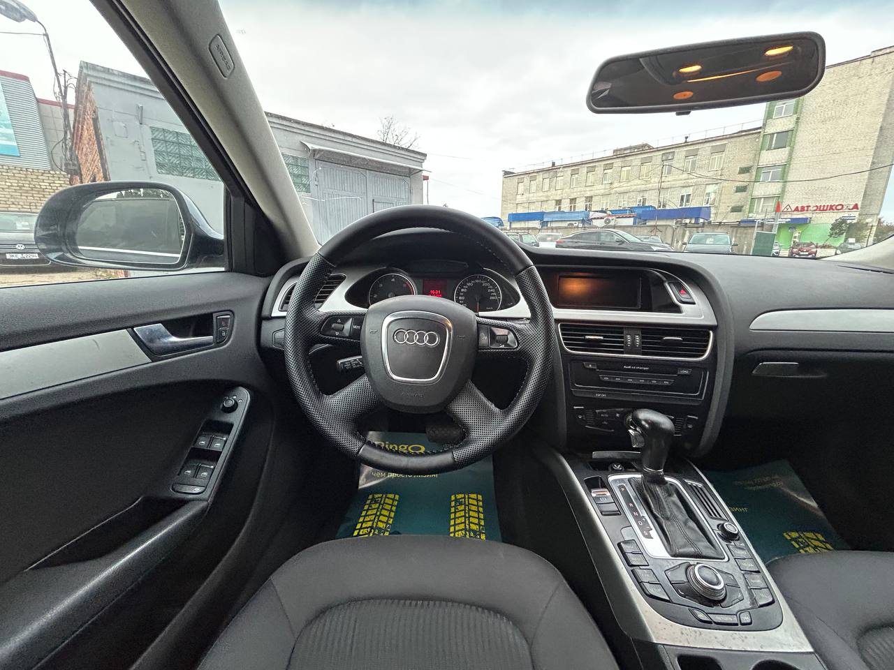 Фото автомобиля 12