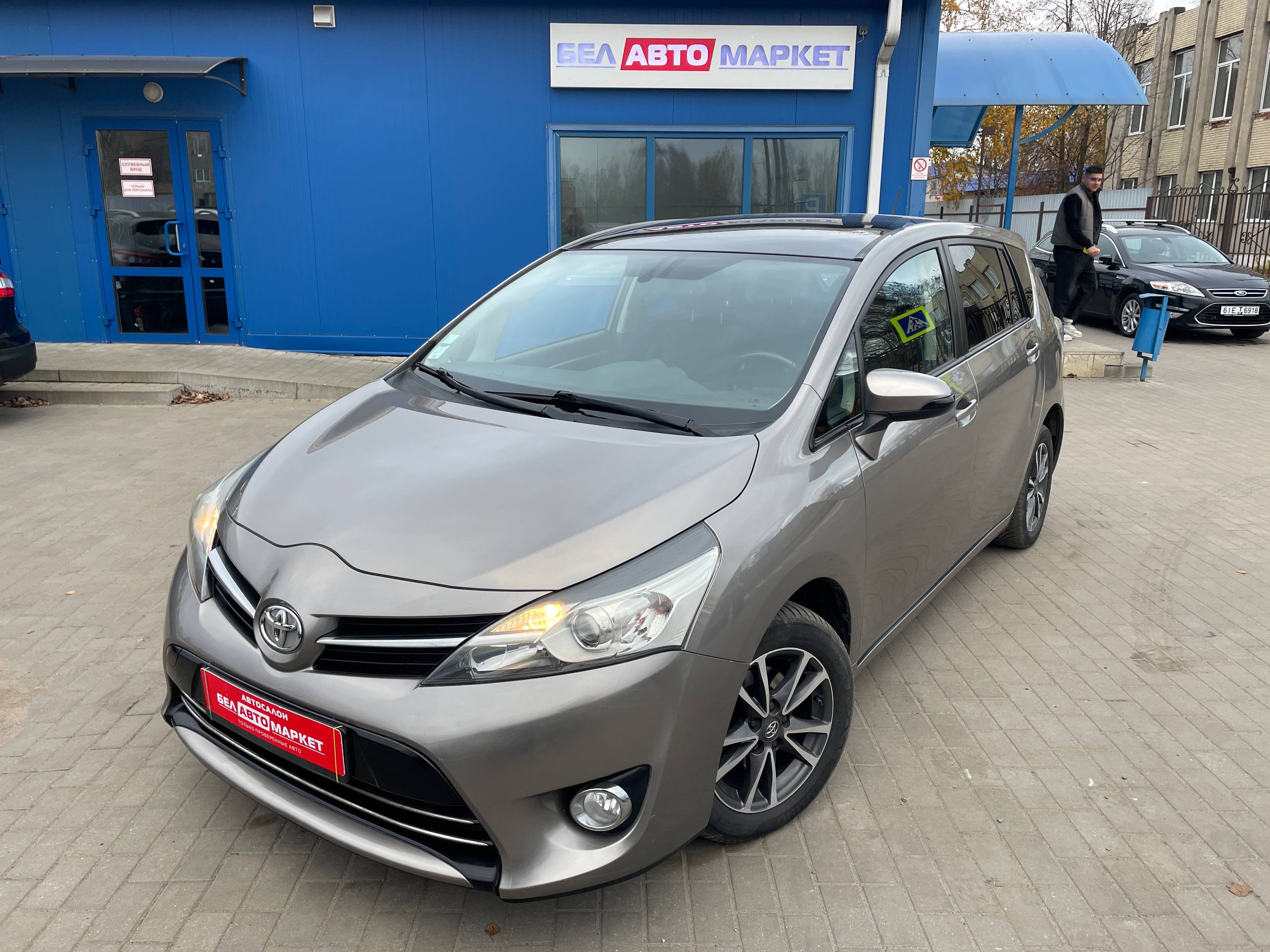 авто с пробегом toyota verso 2014