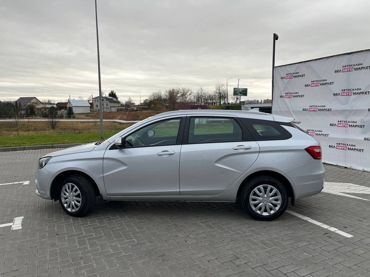 Фото автомобиля 7