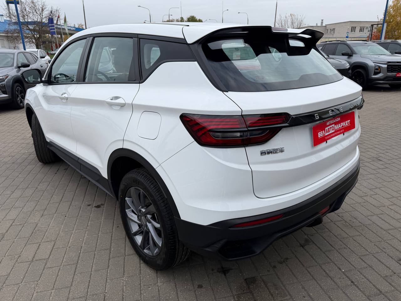Фото автомобиля 6