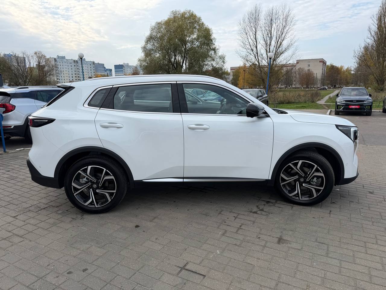 Фото автомобиля 3