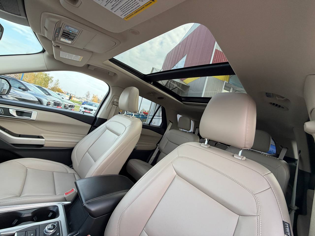 Фото автомобиля 19