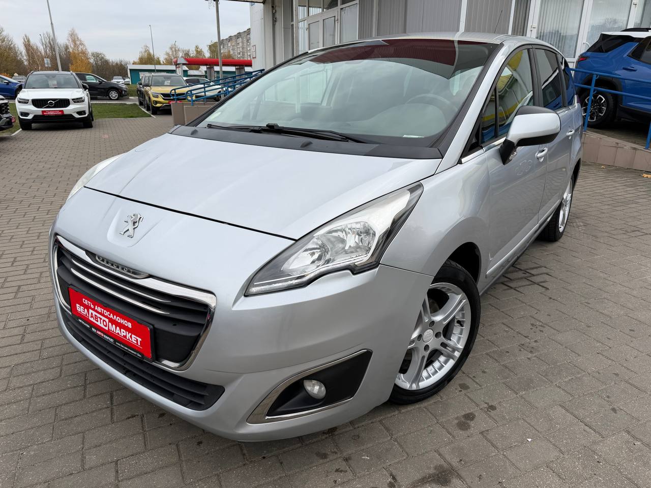 авто с пробегом peugeot 5008 2013
