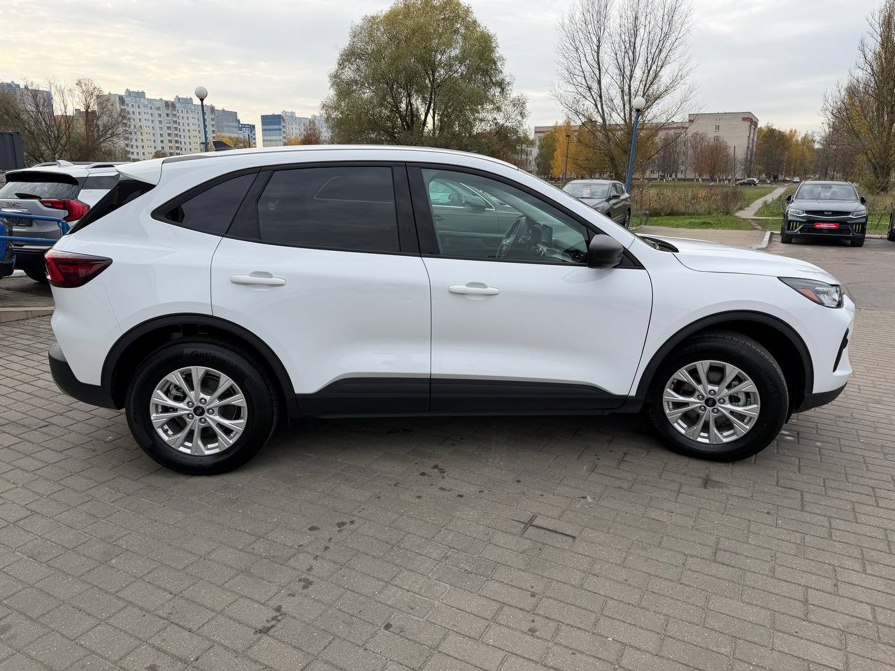 Фото автомобиля 3