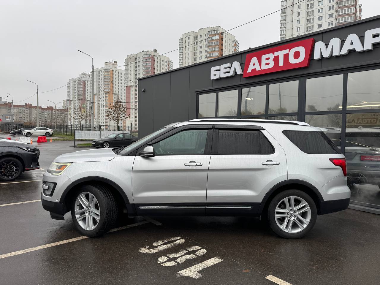 Фото автомобиля 7