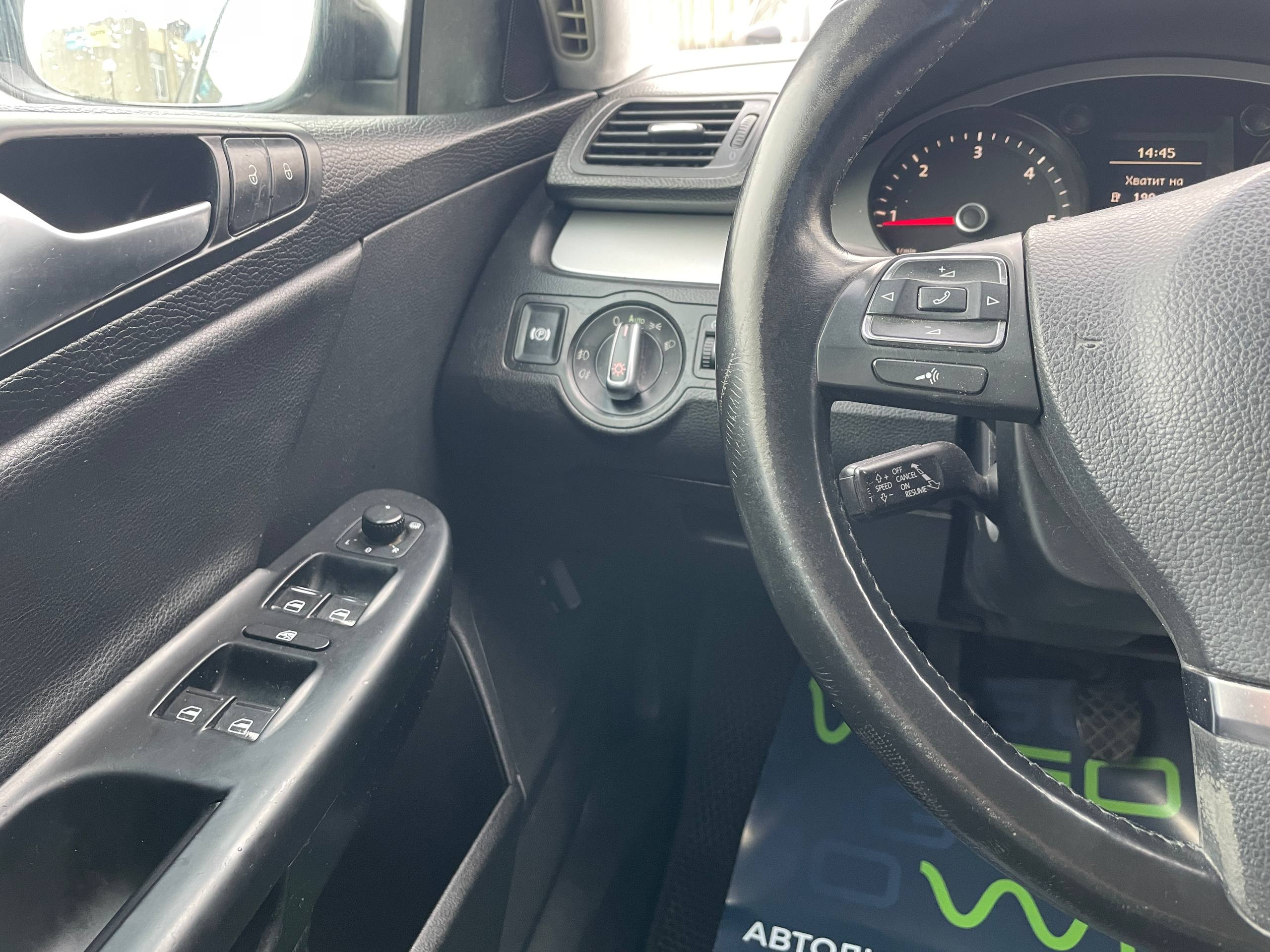 Фото автомобиля 3