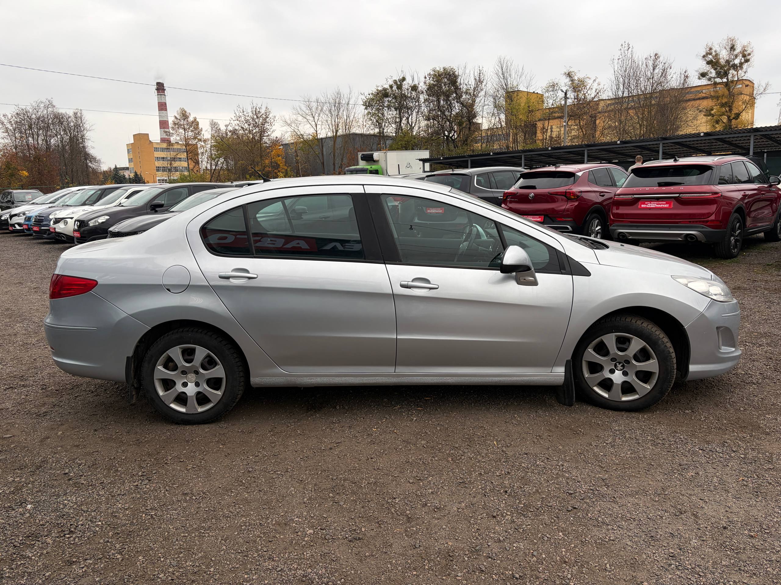 Фото автомобиля 3