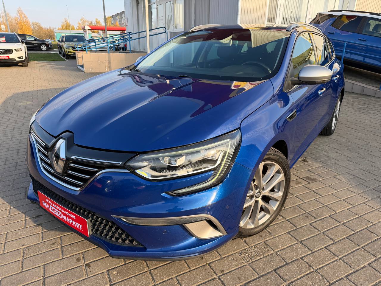 авто с пробегом renault megane 2017