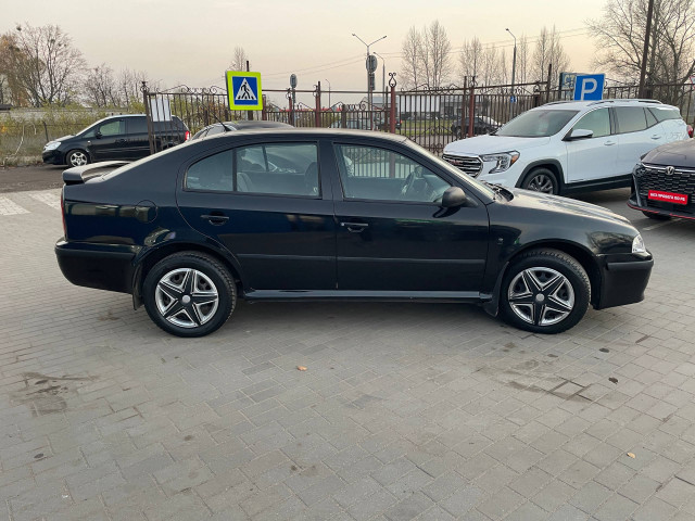 Фото автомобиля 12