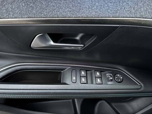 Фото автомобиля 12