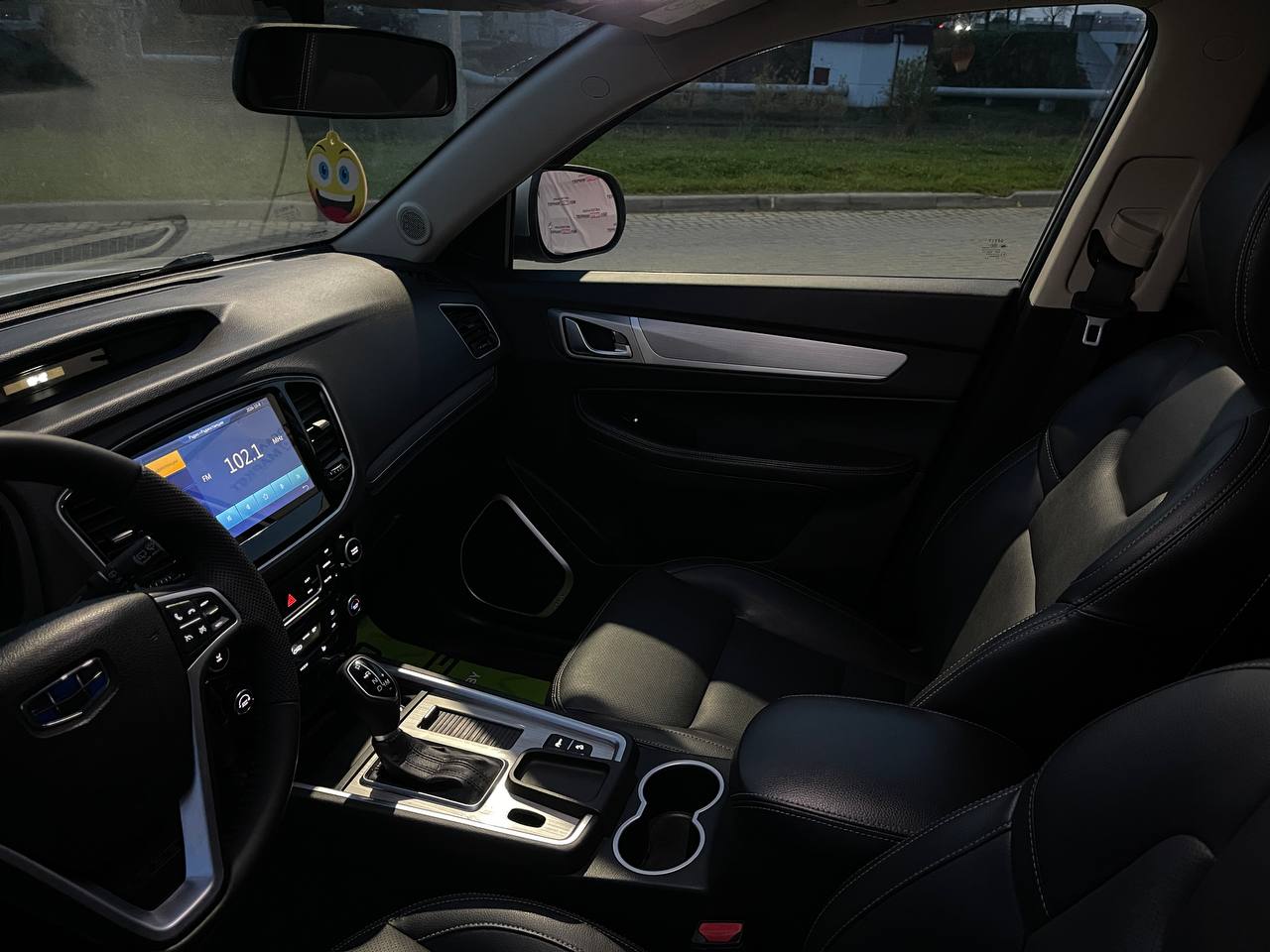 Фото автомобиля 12