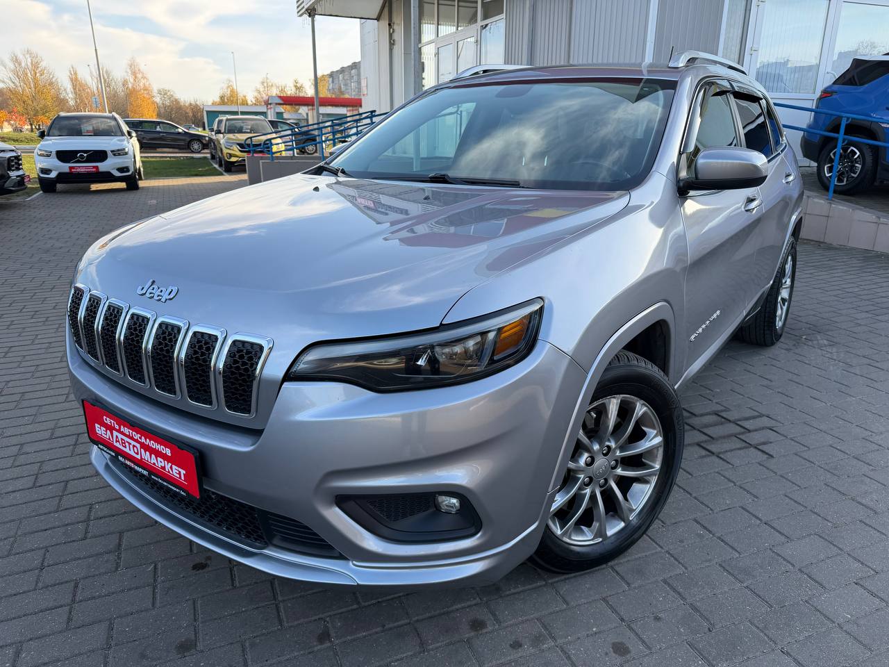авто с пробегом jeep cherokee 2018