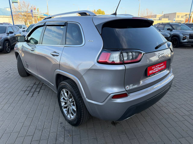 Фото автомобиля 6