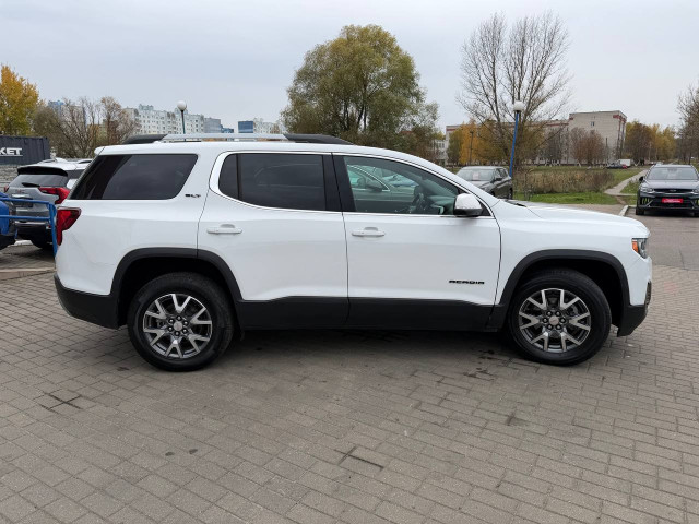 Фото автомобиля 3