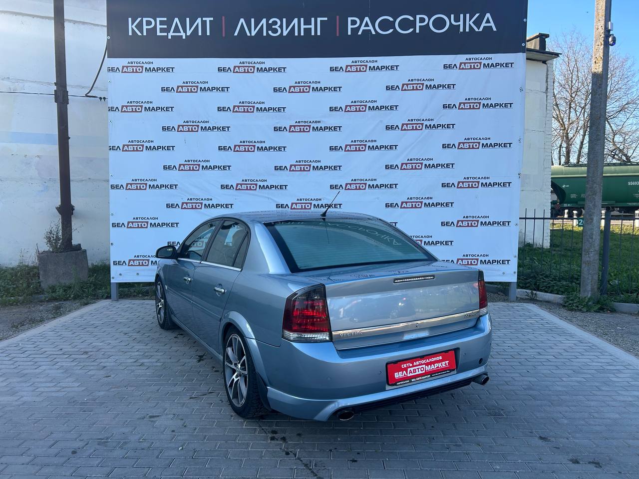 Фото автомобиля 3