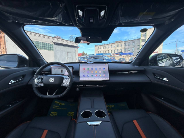 Фото автомобиля 12