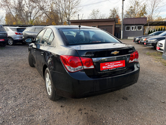 Фото автомобиля 6