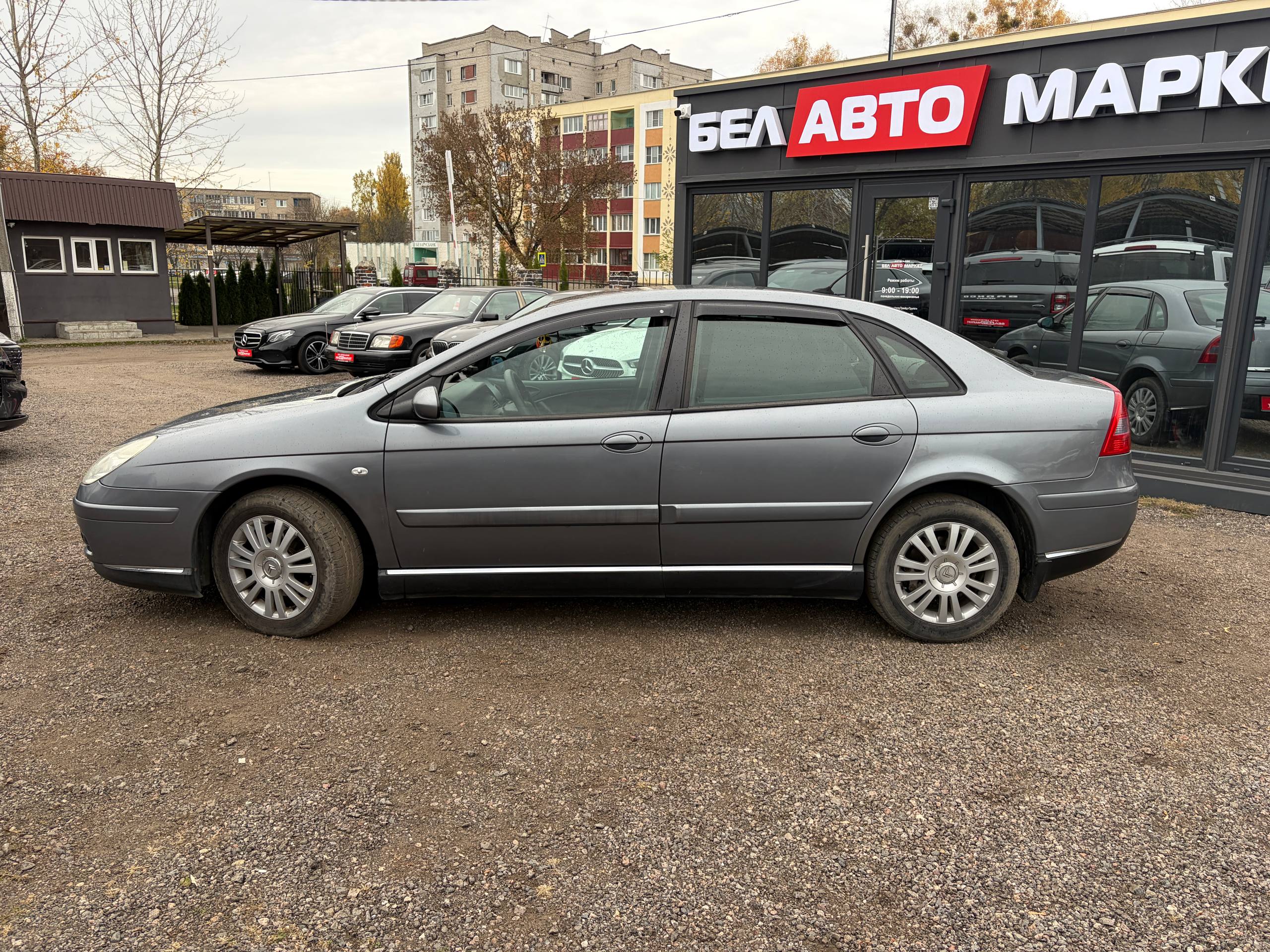 Фото автомобиля 7