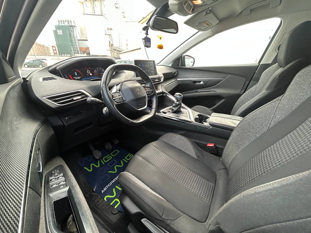 Фото автомобиля 5