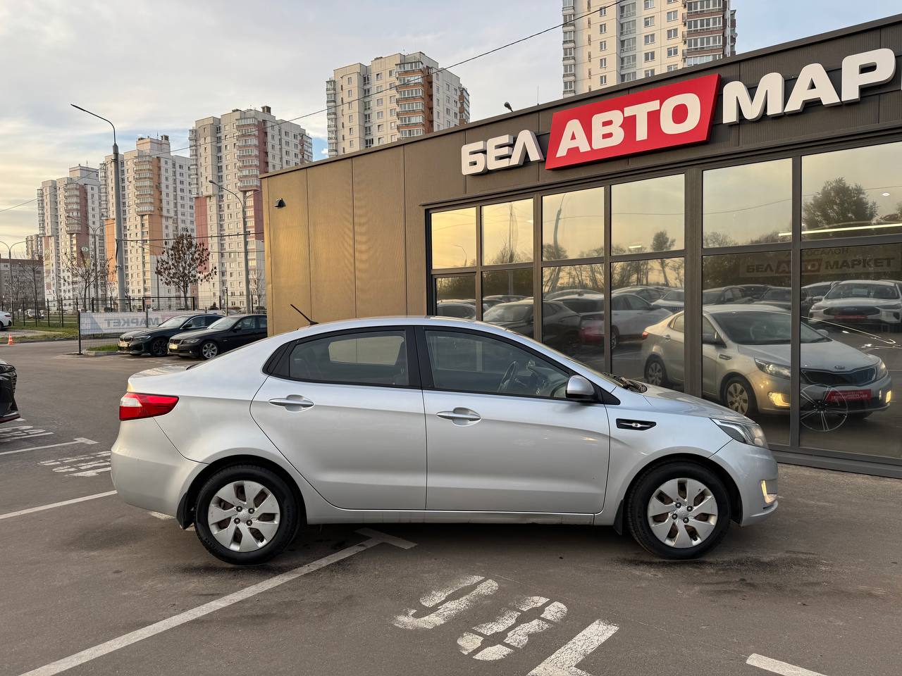 Фото автомобиля 3
