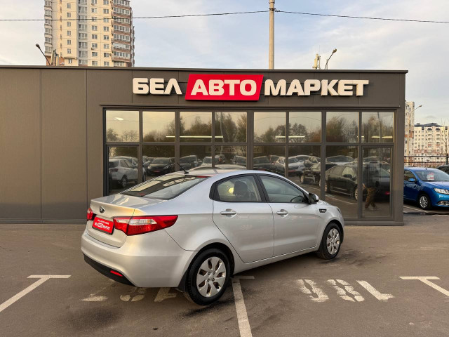 Фото автомобиля 4