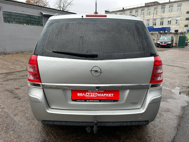Фото автомобиля 5