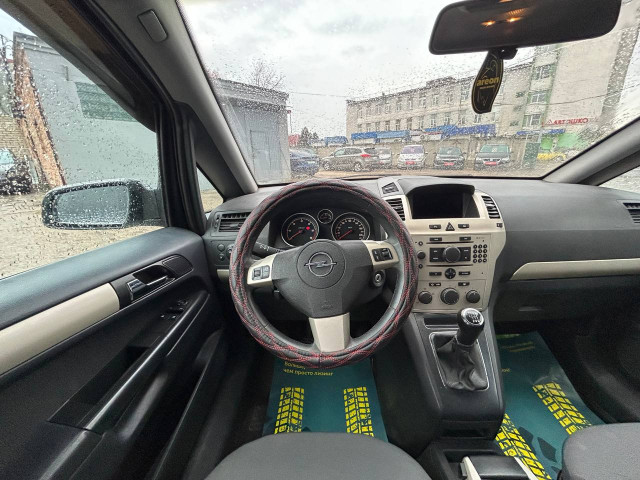 Фото автомобиля 12