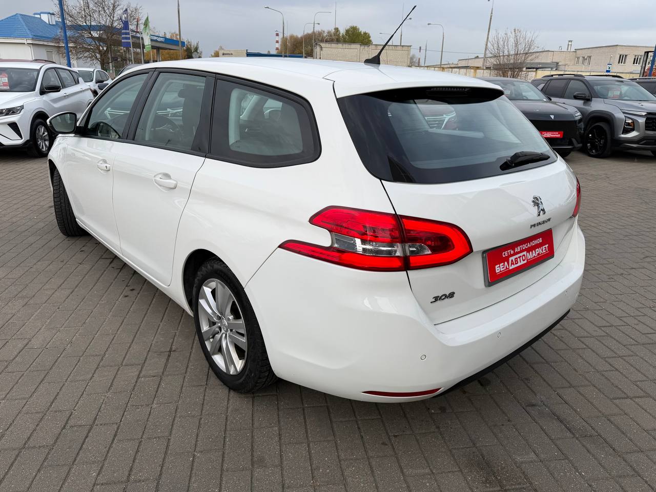 Фото автомобиля 5