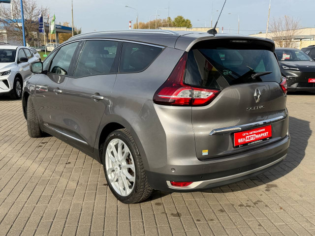 Фото автомобиля 6