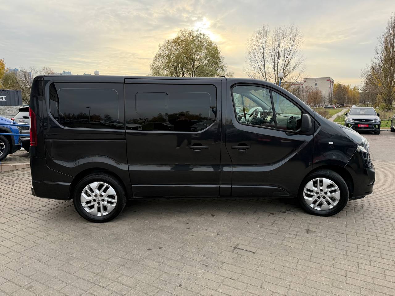 Фото автомобиля 3