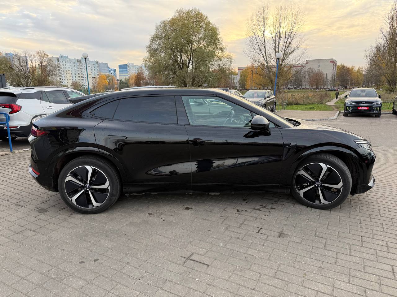 Фото автомобиля 3