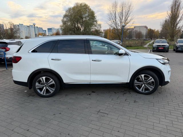 Фото автомобиля 3