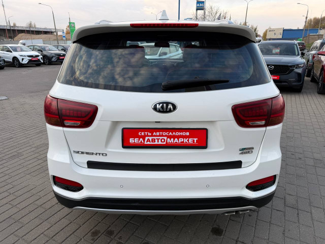 Фото автомобиля 5