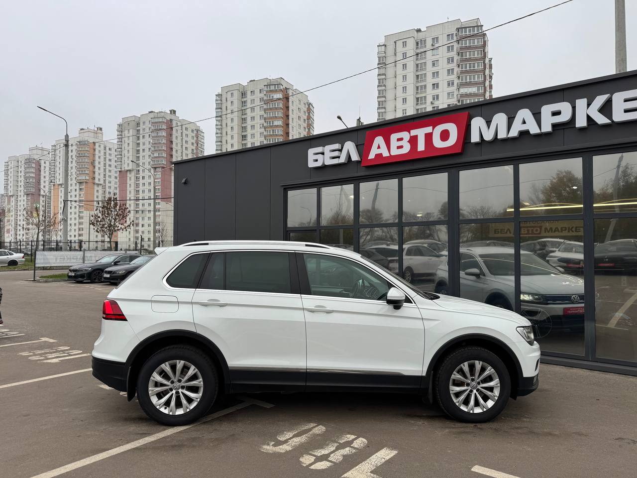 Фото автомобиля 3