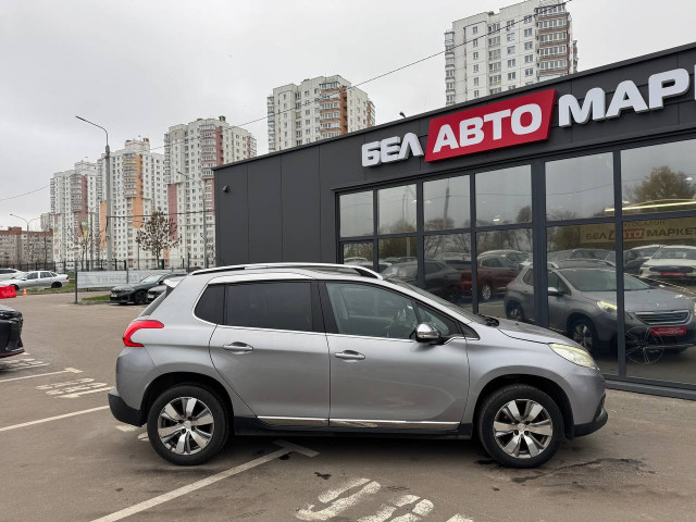 Фото автомобиля 3