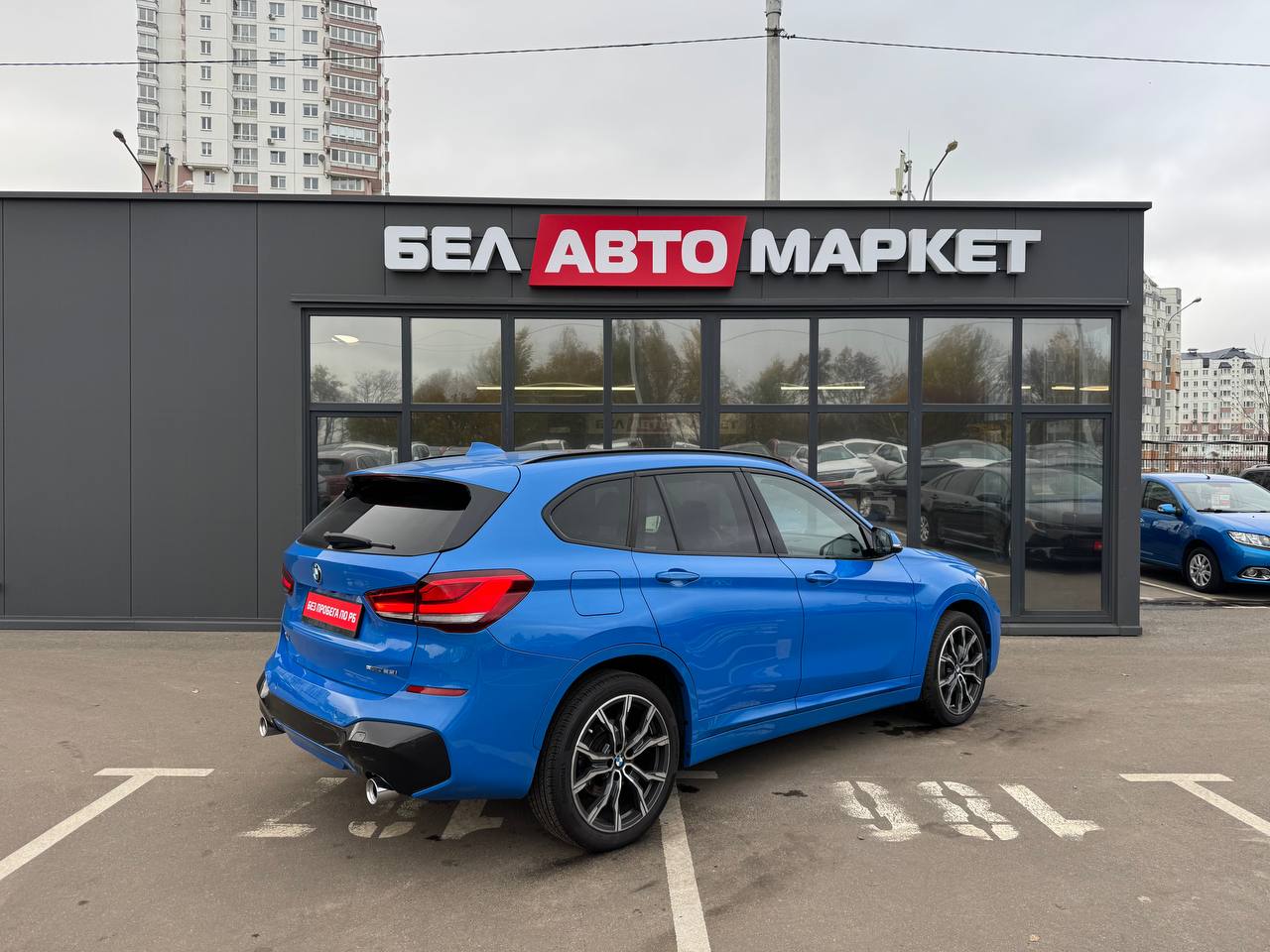 Фото автомобиля 3